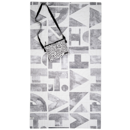 HAMI Urban Doodle Eco Sand Free Towel & Bag